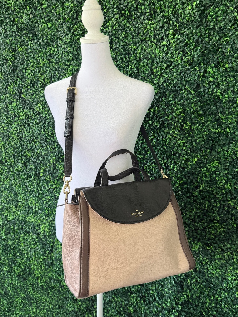 Kate Spade Cobble Hill Adrien Crossbody GUC